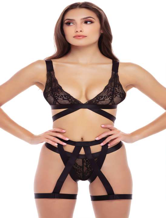 Siyah Kayışlı Harness Detaylı Dantel İç Giyim Seti