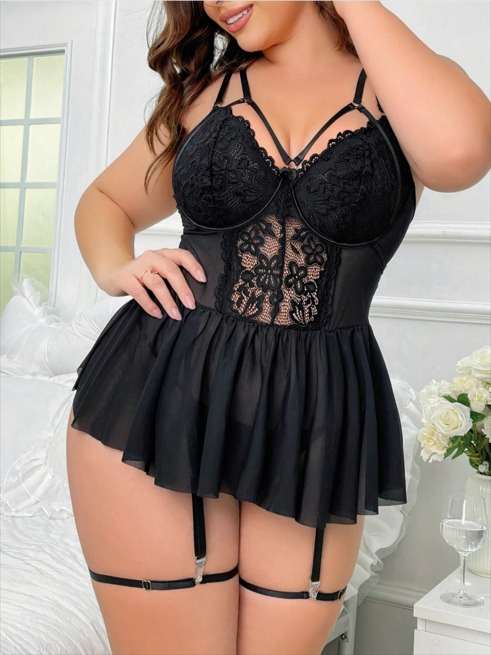 Büyük Beden Siyah Dantelli Çapraz Askılı Jartiyer Detaylı Babydoll Gecelik - Alternatif Görsel